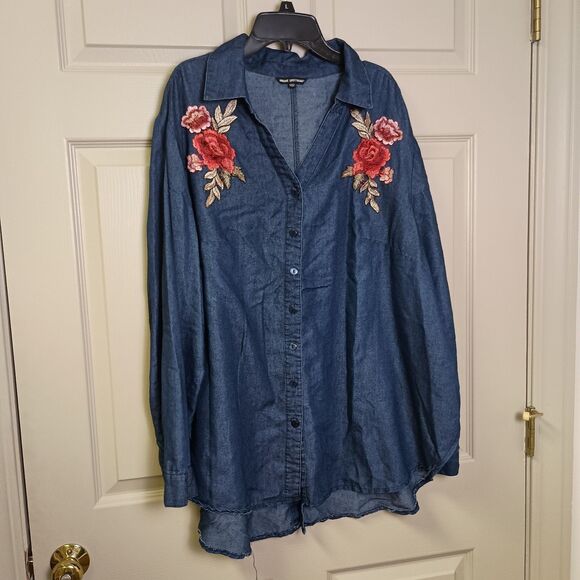 Unique Spectrum Womens Blouse Size 3x Chambray Denim Floral Button Front - Picture 1 of 6